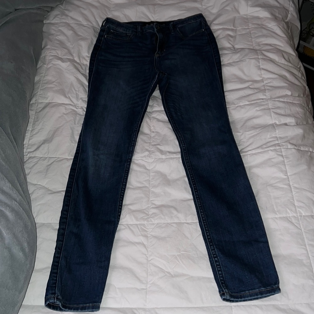 Hollister High Rise Super Skinny Classic Stretch Sz. 3/26